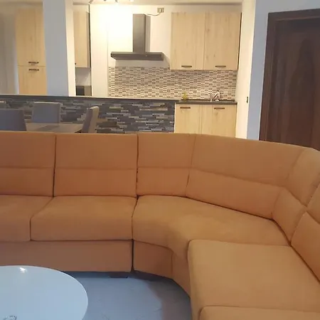 Luz House