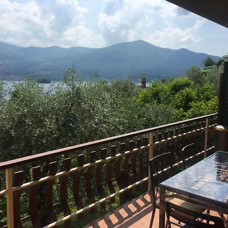 Apartment Luz House Tavernola Bergamasca